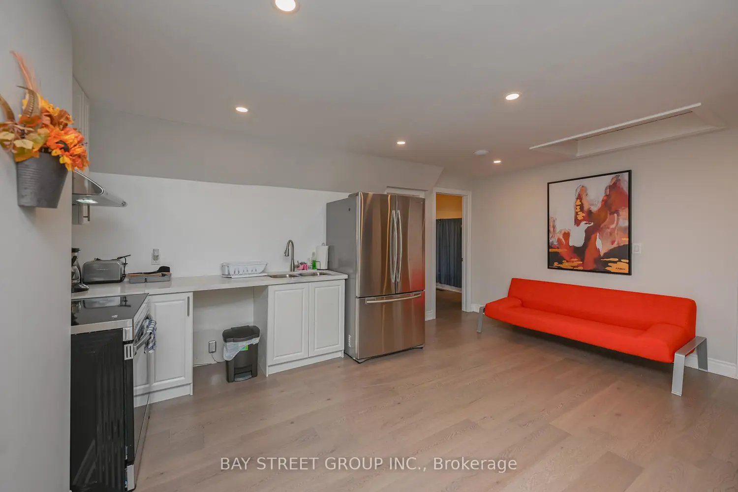 Additional image 9 of 4534 Morrison Street