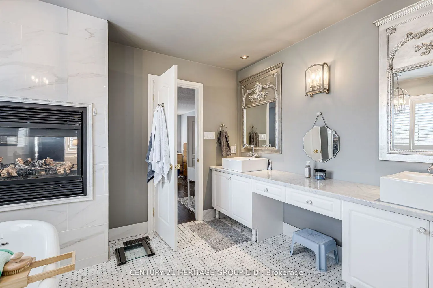 Additional image 11 of 673 Chaleur Place