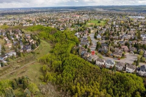 Additional image 9 of 52 Christie Knoll Heights SW, Calgary, AB, T3H2V2