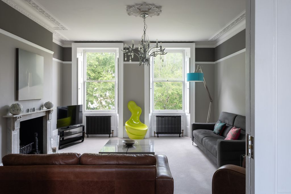 4 bed flat for saleMontpelier Crescent, Brighton, East Sussex BN1 photo 3