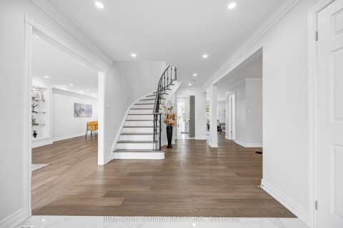 Additional image 8 of 5315 Huntingfield Drive, Mississauga, ON, L5R 2G2