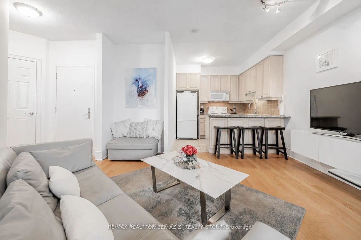 Additional image 6 of 80 Harrison Garden Boulevard 2324