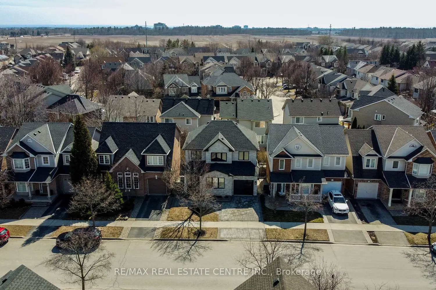 Additional image 18 of 5940 Blue Spruce Avenue