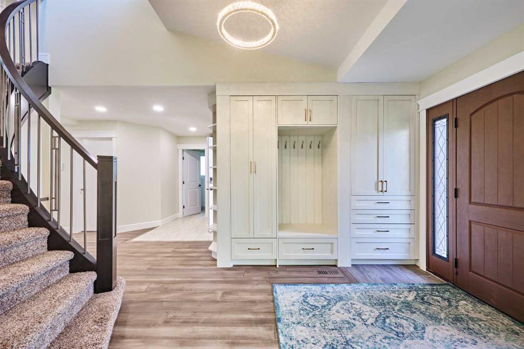 Additional image 4 of 252 Edgebank Circle NW, Calgary, AB, T3A 4W1