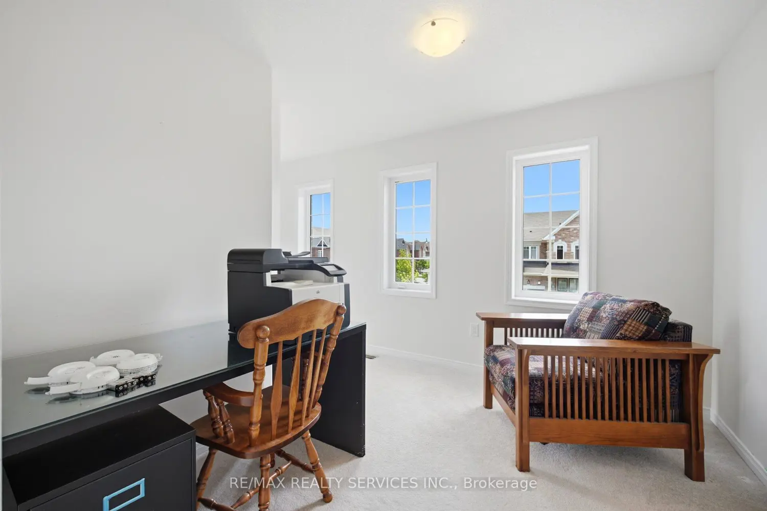 Additional image 10 of 144 Baffin Crescent