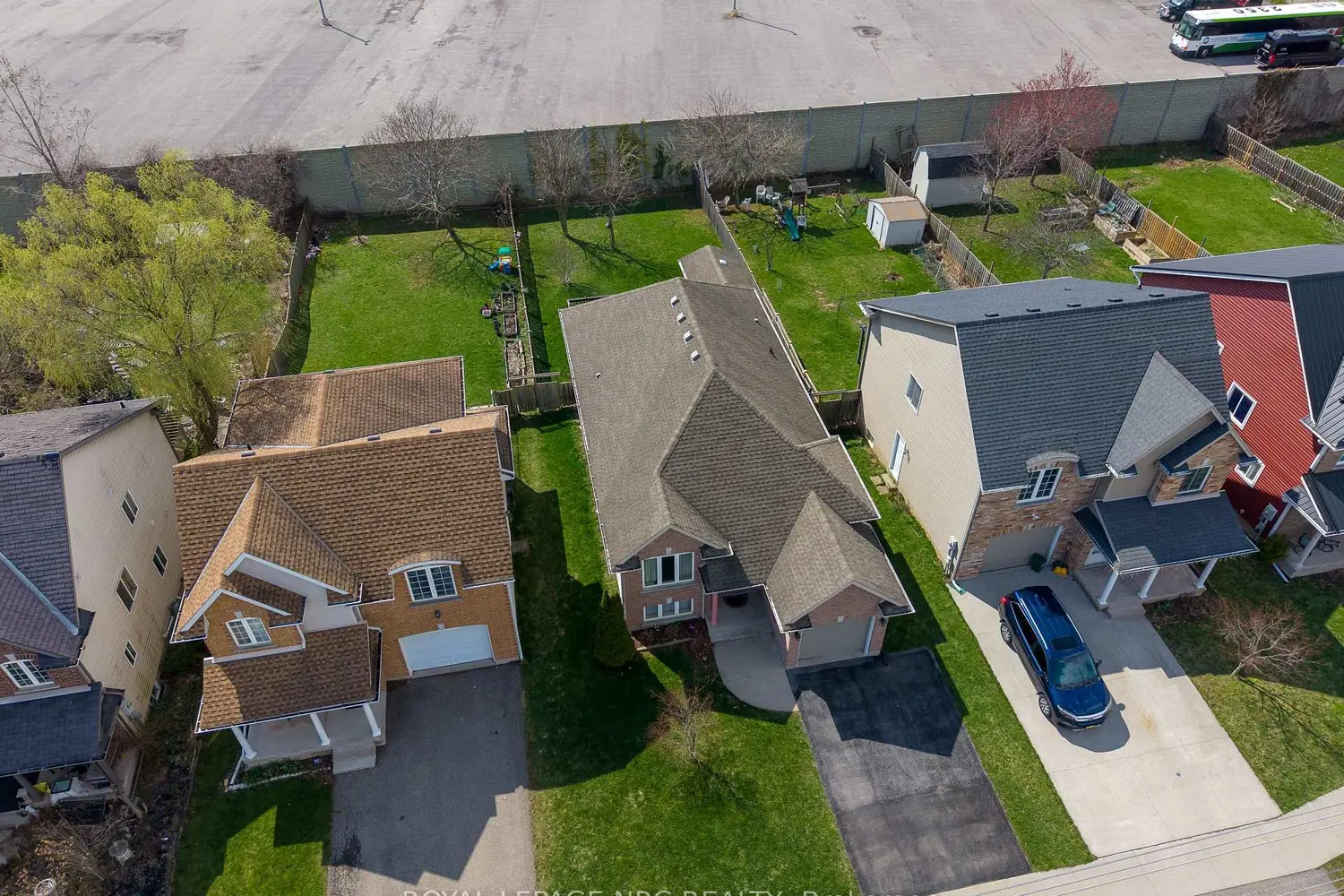 Additional image 17 of 6787 Ailanthus Avenue