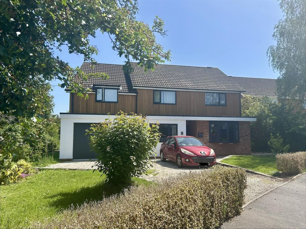 5 bed detached house to rentTeme Avenue, Malvern WR14