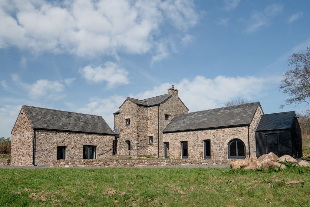 Additional image 6 of 5 bed detached house for saleTŷ Llwyd, Glanaman, Carmarthenshire SA18