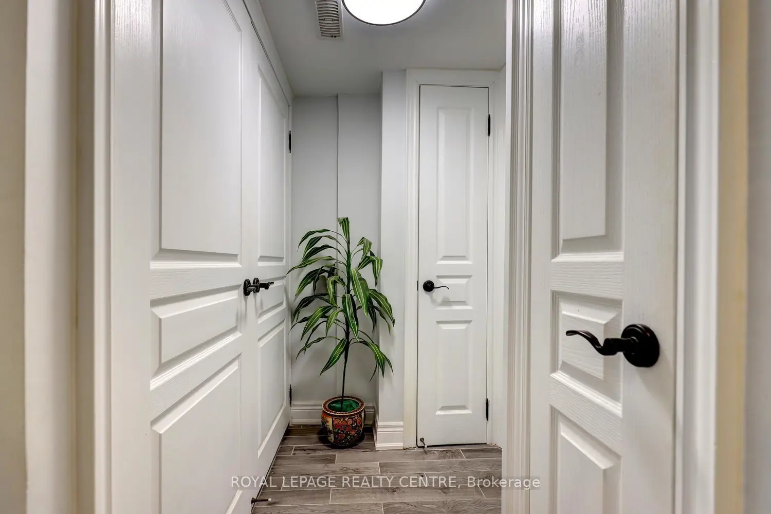 Additional image 6 of 1296 Woodhill Court