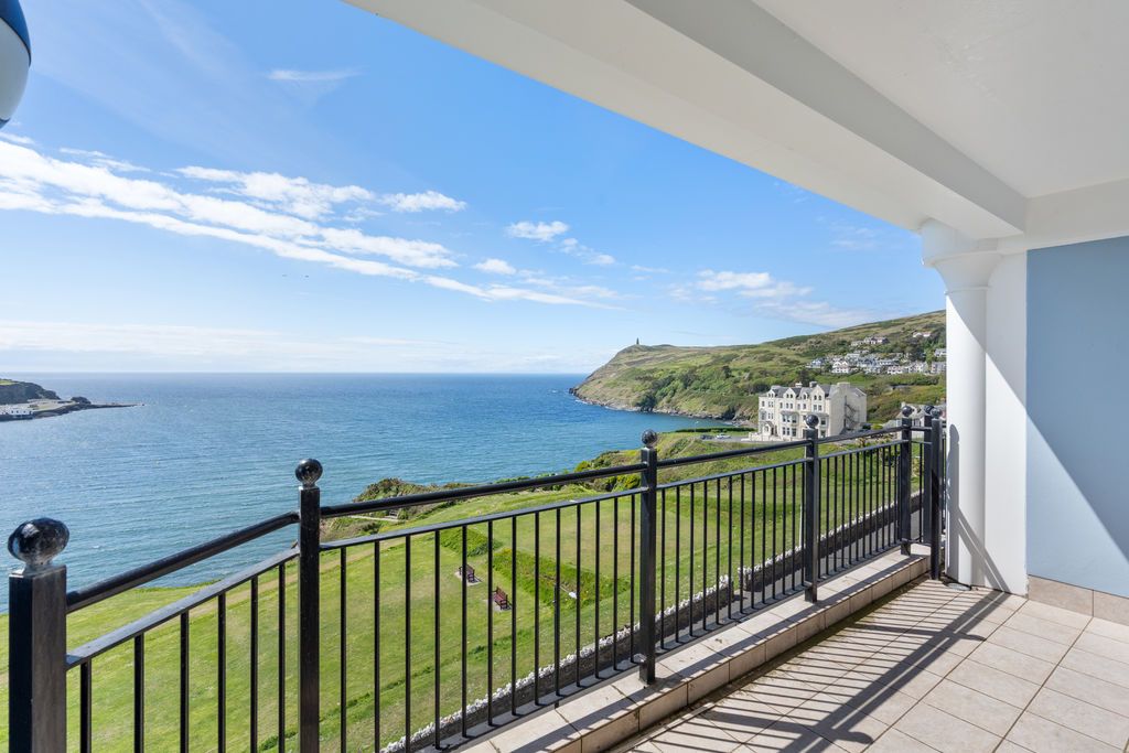 Additional image 9 of 3 bed flat for sale11 Imperial Heights, The Promenade, Port Erin IM9
