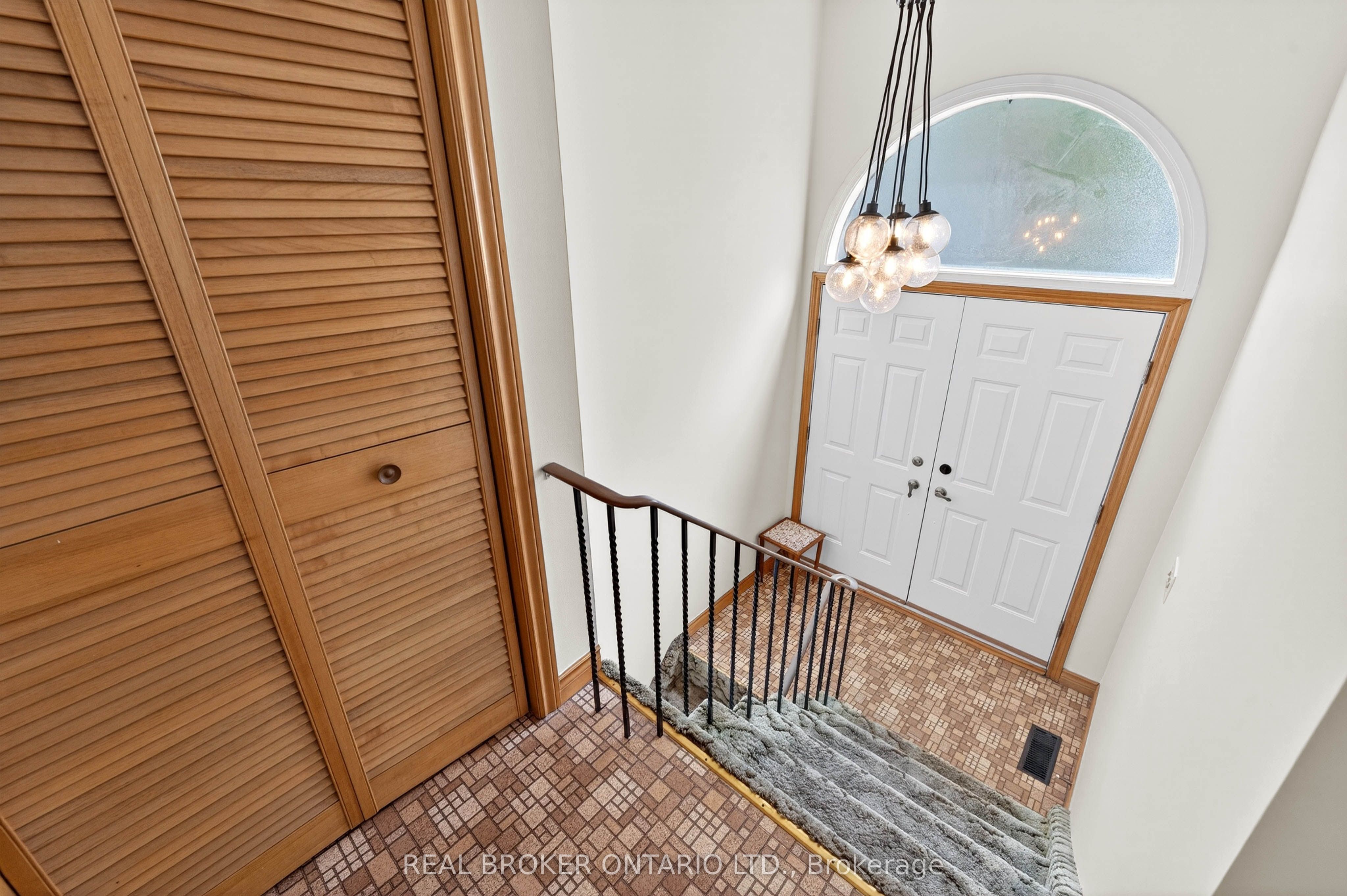 Additional image 4 of 7778 Benavon Road, Mississauga, ON, L4T 3G3