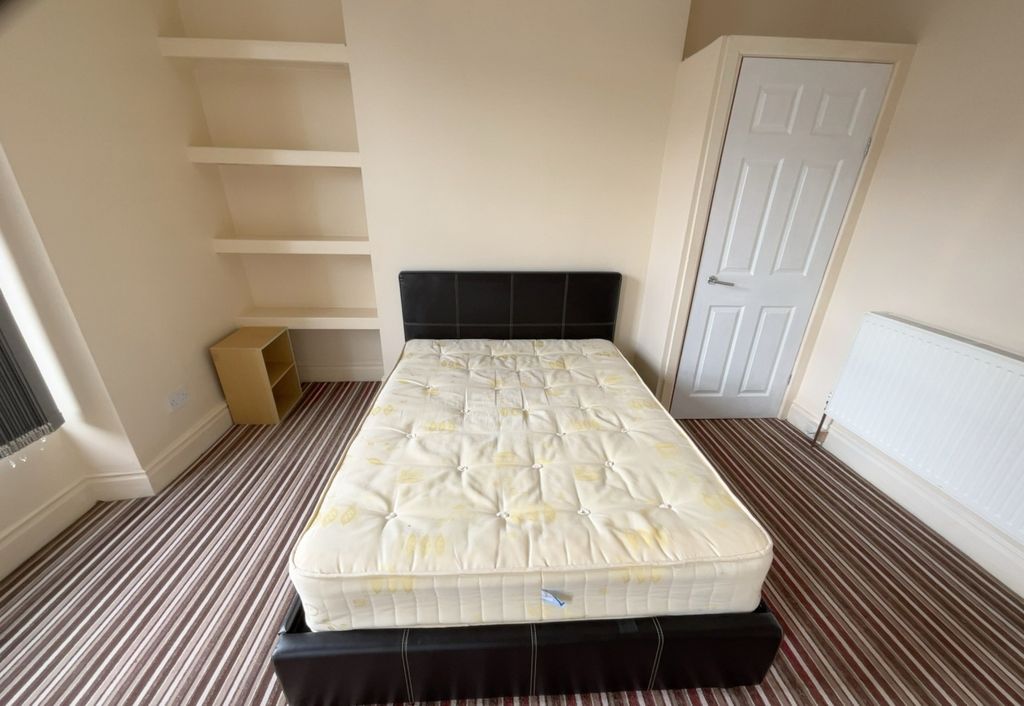 Additional image 5 of 7 bed shared accommodation to rentFinsbury Terrace, Swansea SA2