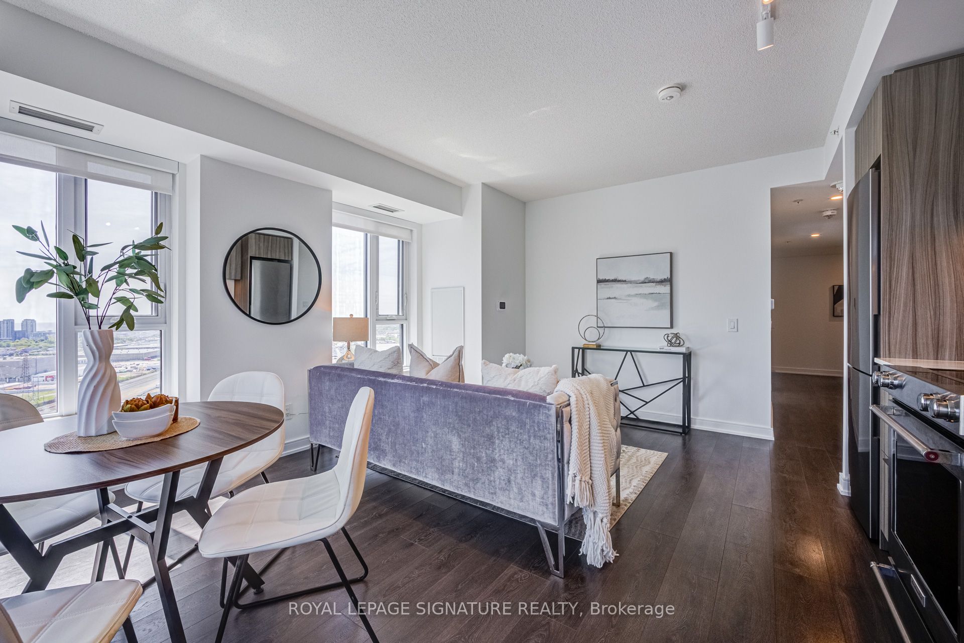 Additional image 5 of 2008-30 Samuel Wood Way, Toronto, ON, M9B 0C9