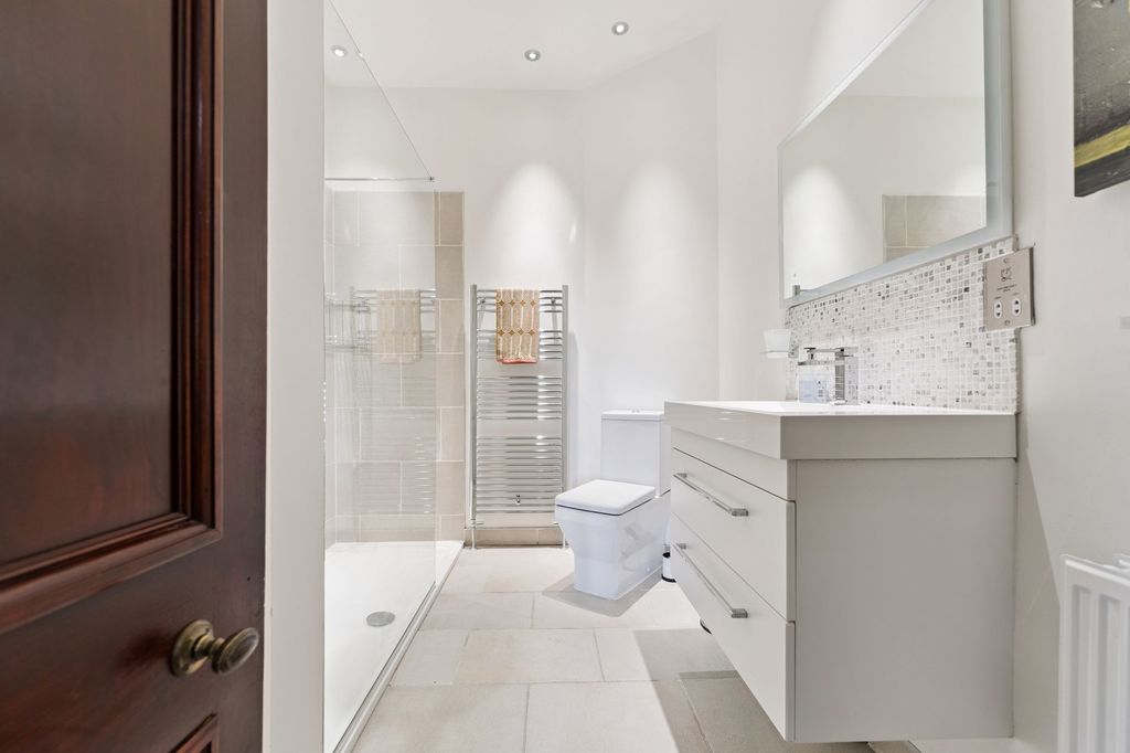 Additional image 26 of 5 bed flat for saleHighburgh Road, Flat 1/2, Dowanhill, Glasgow G12