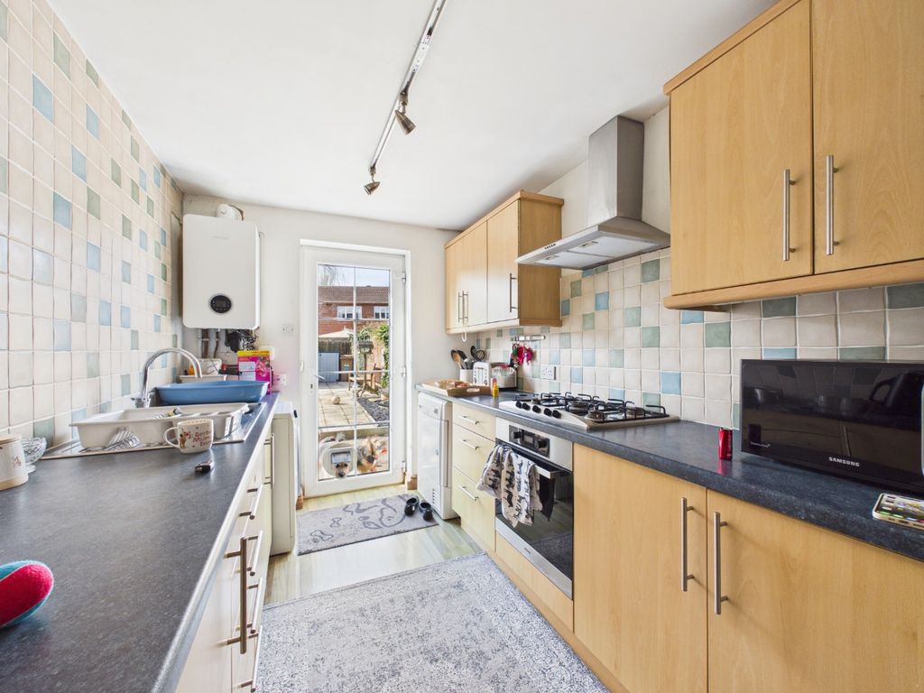 Additional image 4 of 3 bed terraced house for saleBrockenhurst Avenue, Cottingham HU16