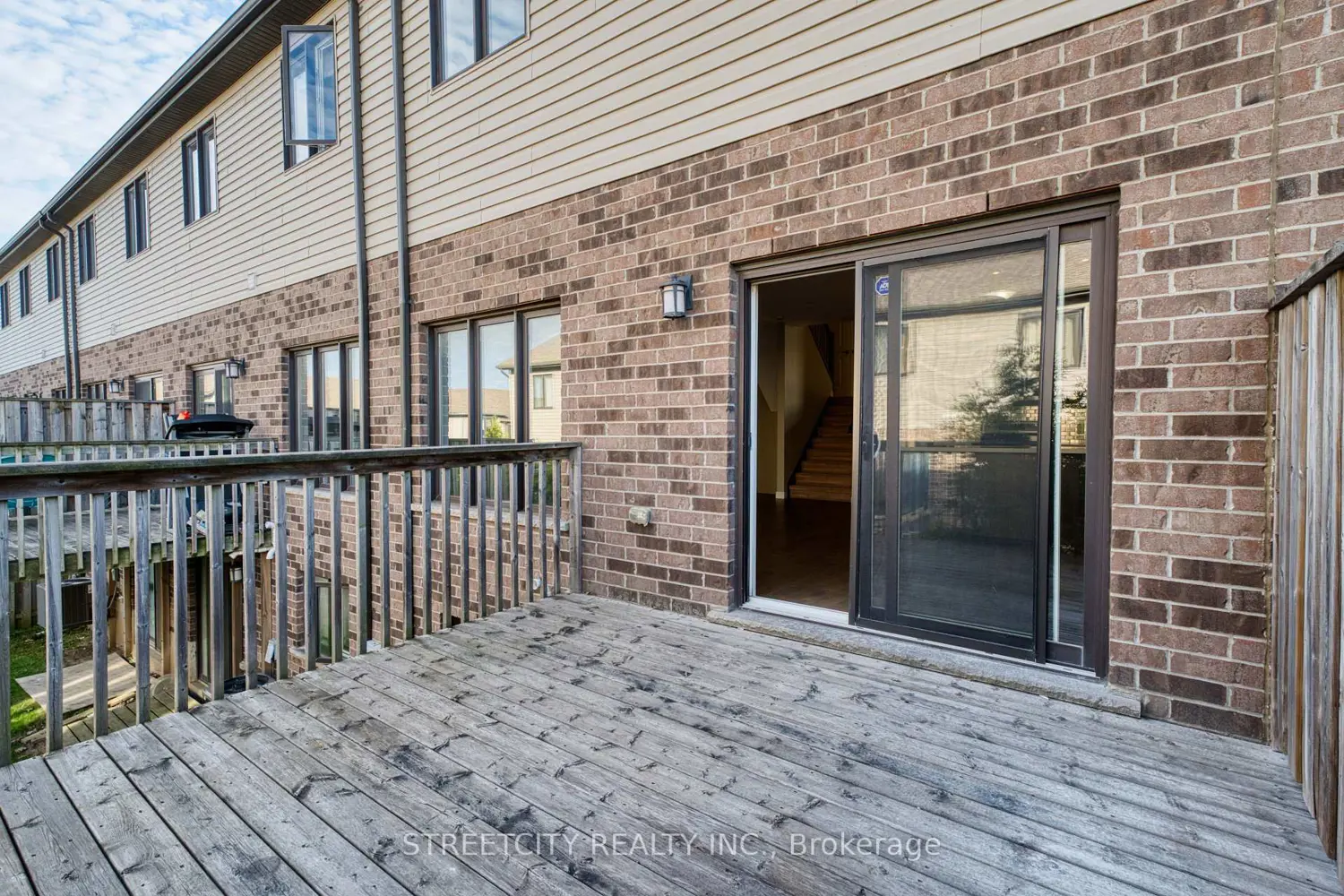 Additional image 16 of 1030 Oakcrossing Gate 16