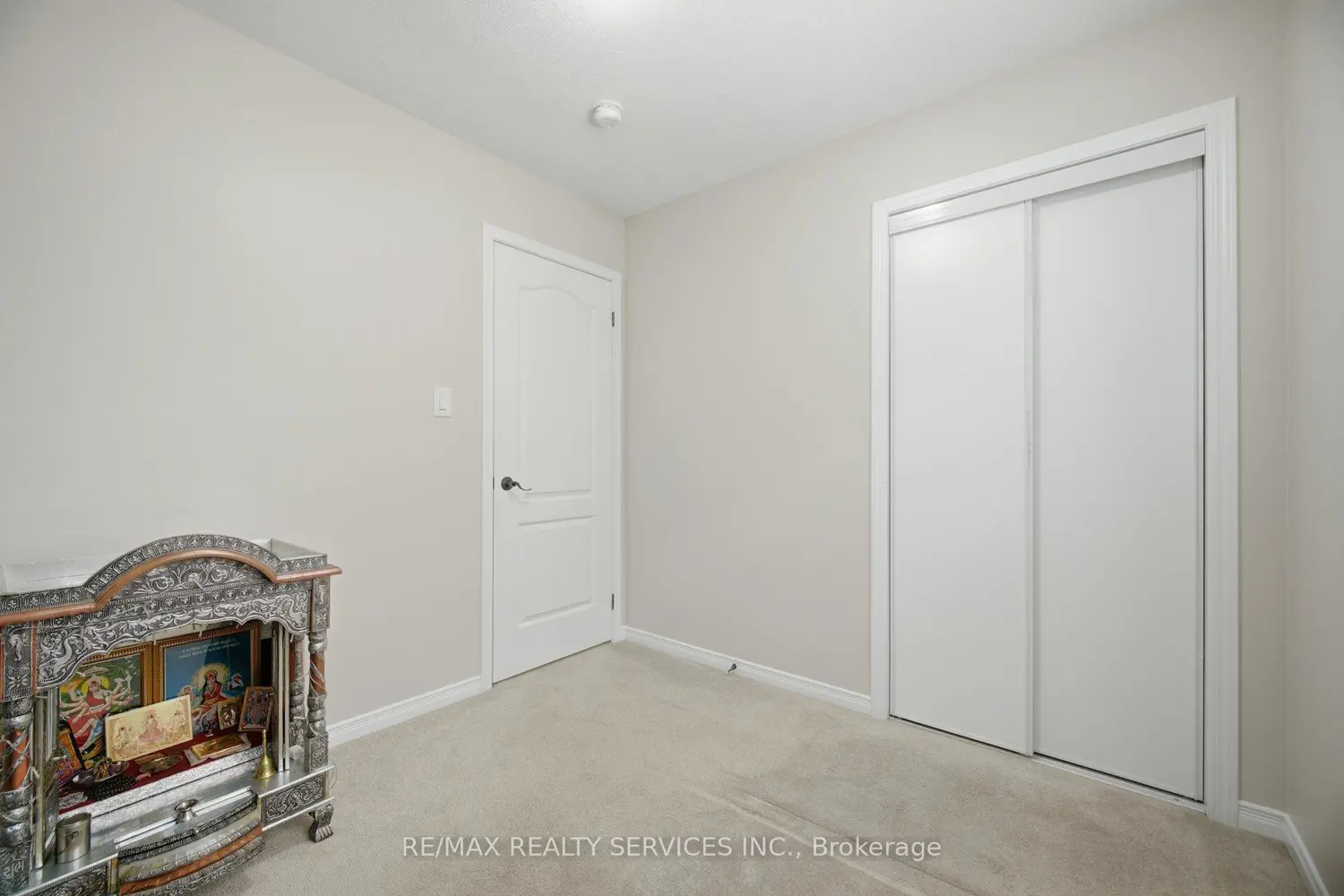 Additional image 11 of 25 Baffin Crescent
