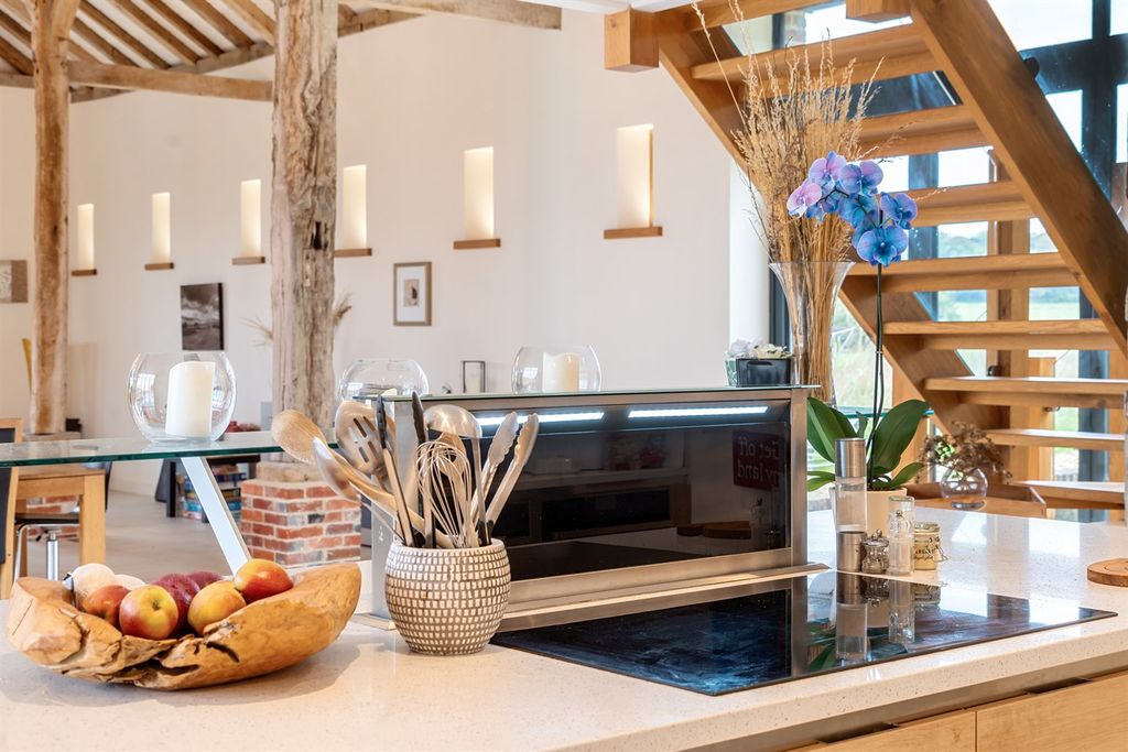 Additional image 9 of 4 bed barn conversion to rentSlatey Barn Langford Farm, Chilgrove Road, Lavant, Chichester, West Sussex PO18