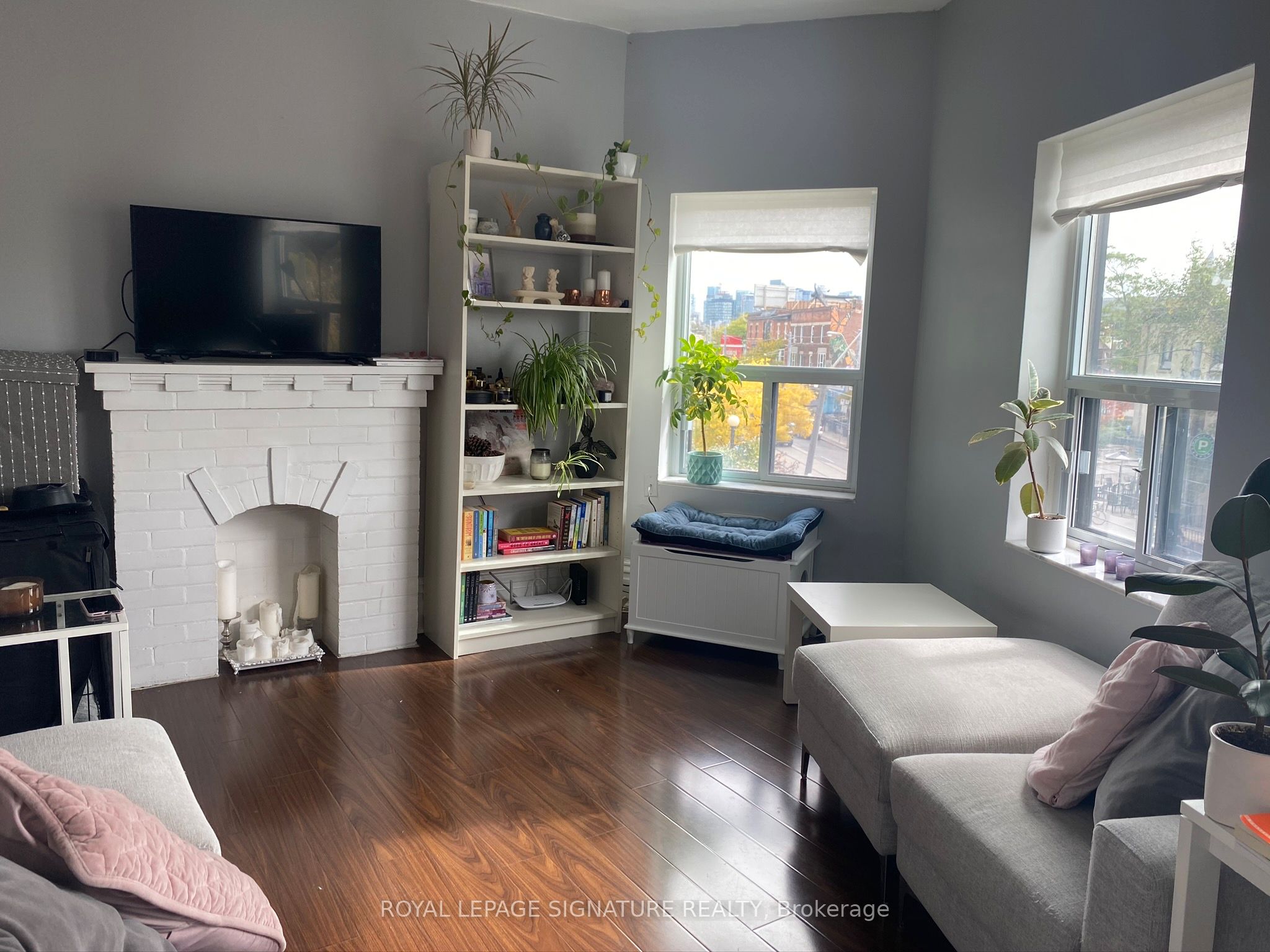 3-172 Beatrice Street, Toronto, ON, M6G 1C1