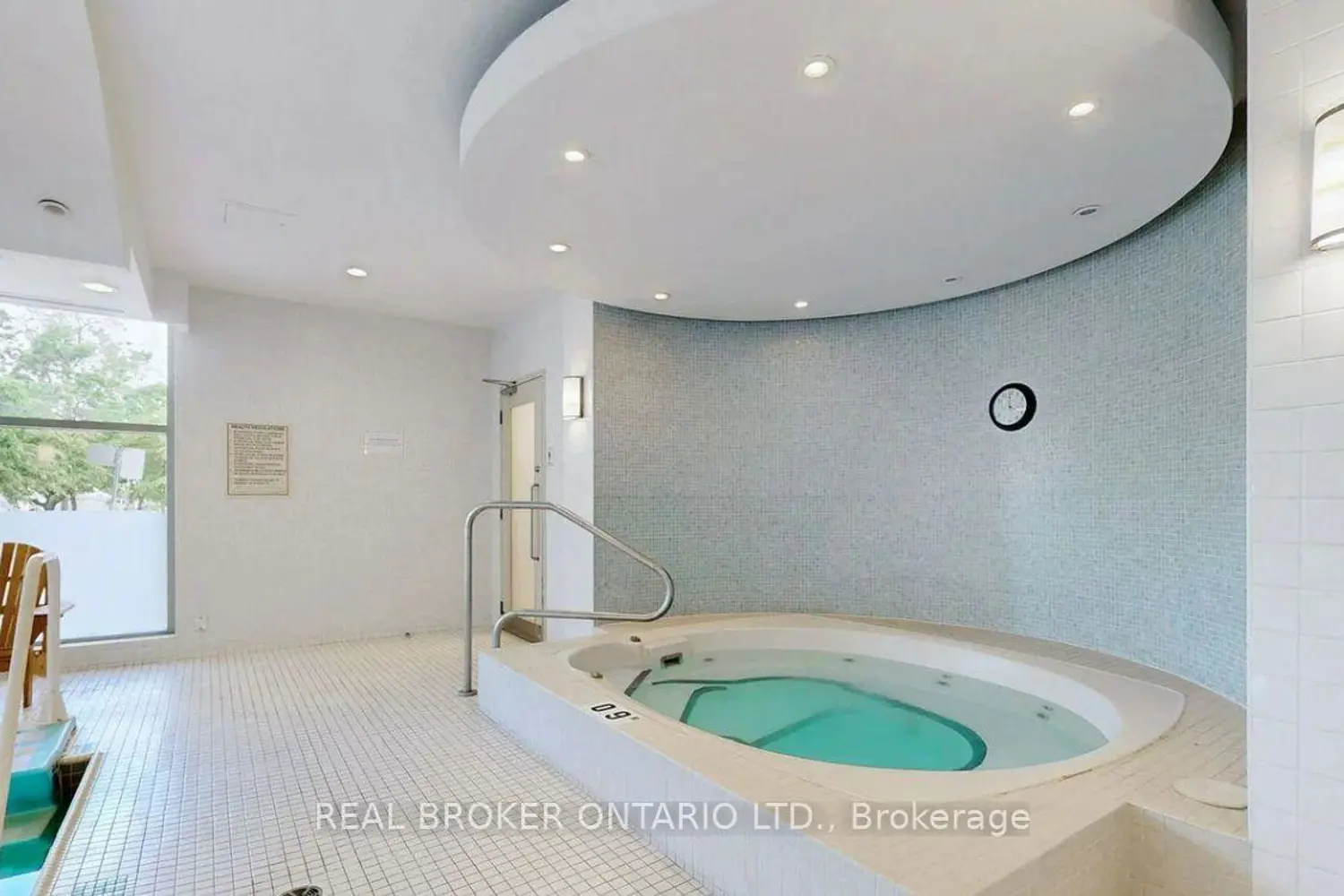 Additional image 16 of 228 Queens Quay 1501