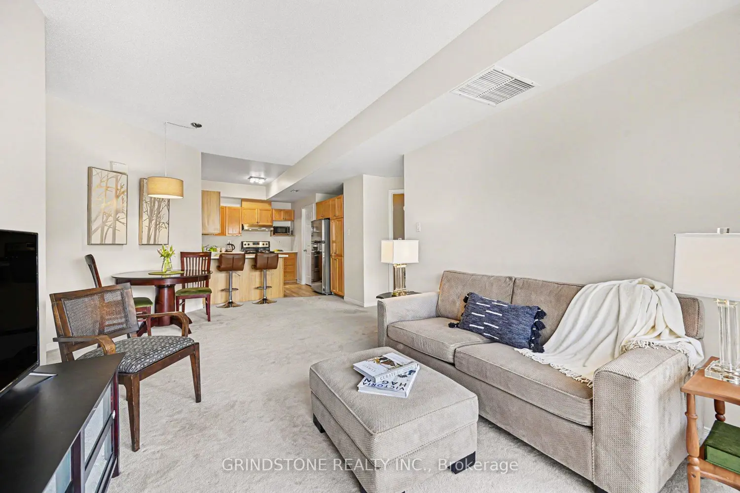 Additional image 7 of 100 Robson Court
