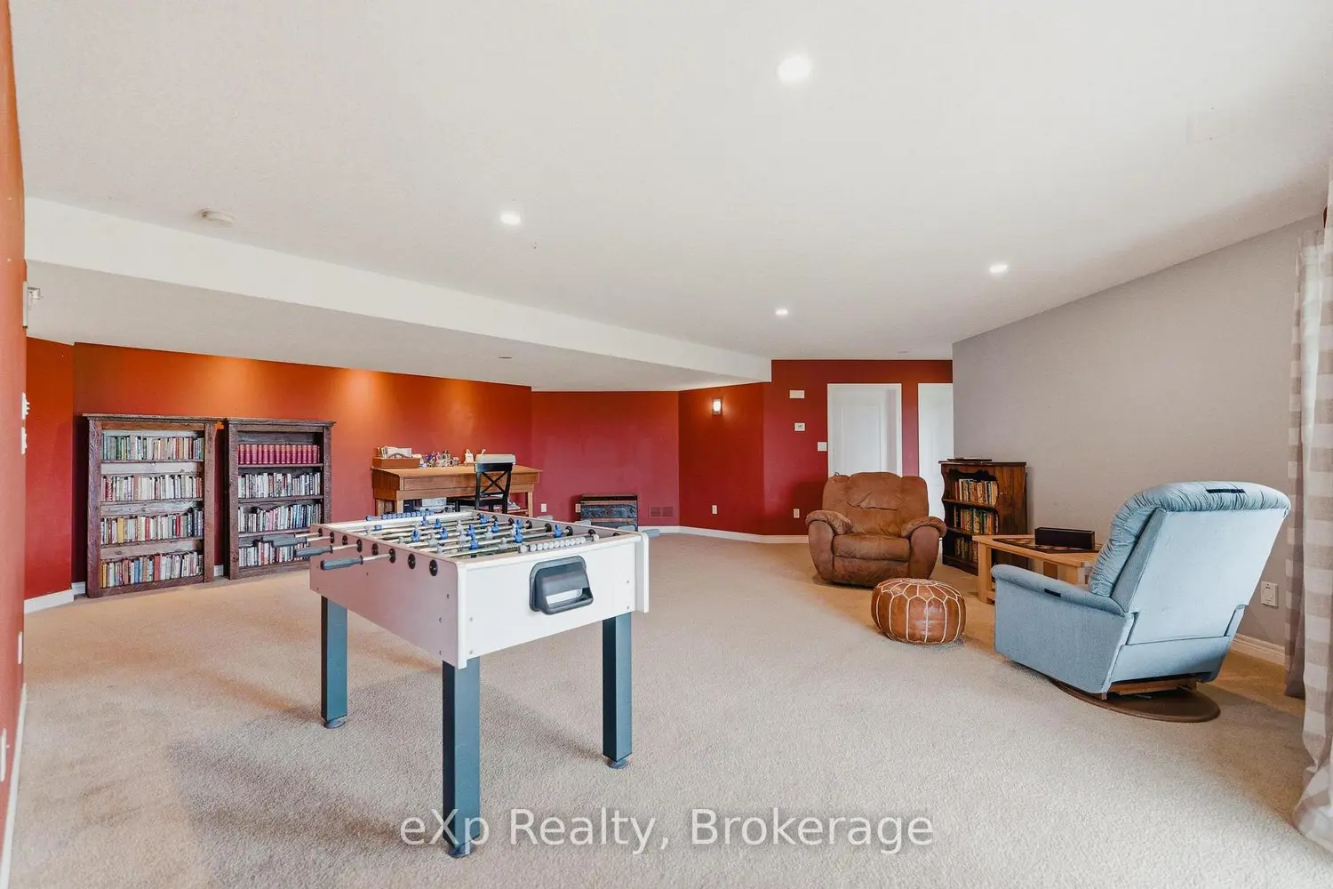 Additional image 11 of 138430 112 Grey Road