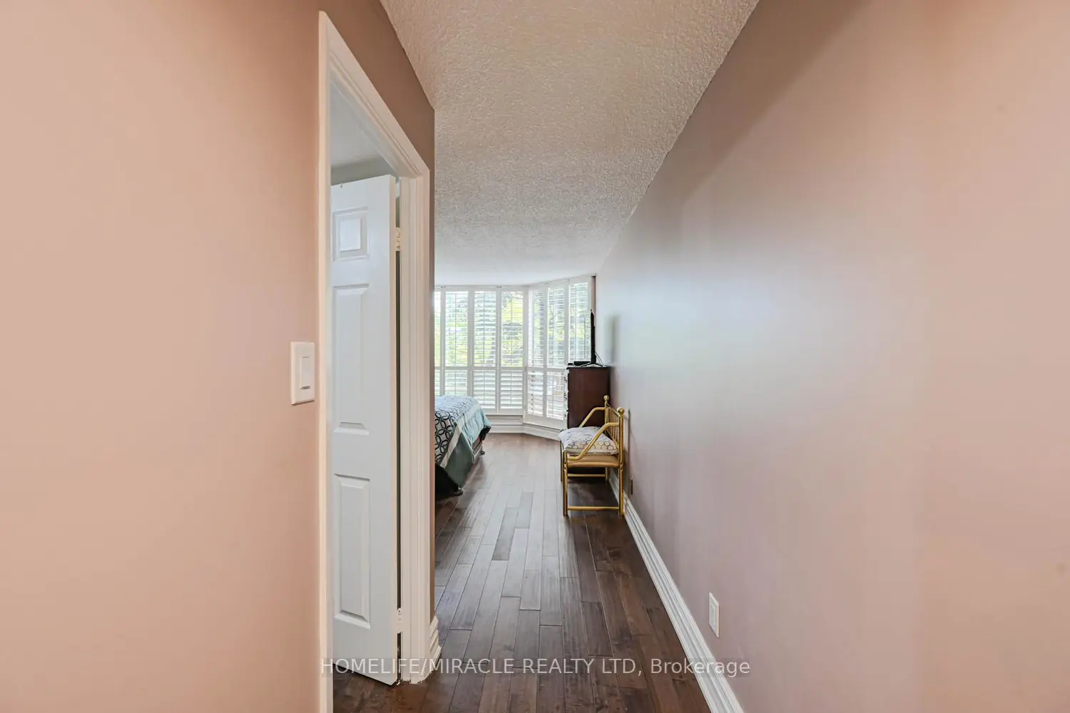 Additional image 18 of 45 Kingsbridge Garden Circle 208