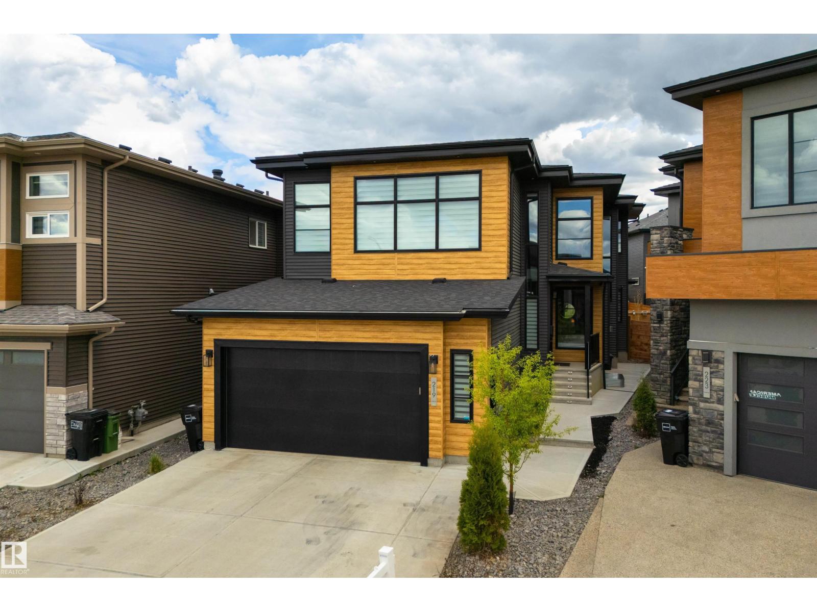 219 37 Street SW, Edmonton, AB, T6X2W4