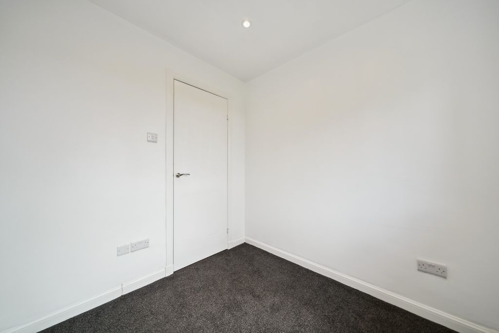 Additional image 12 of 3 bed semi-detached house to rentGlendoick Place, Newton Mearns, Glasgow G77