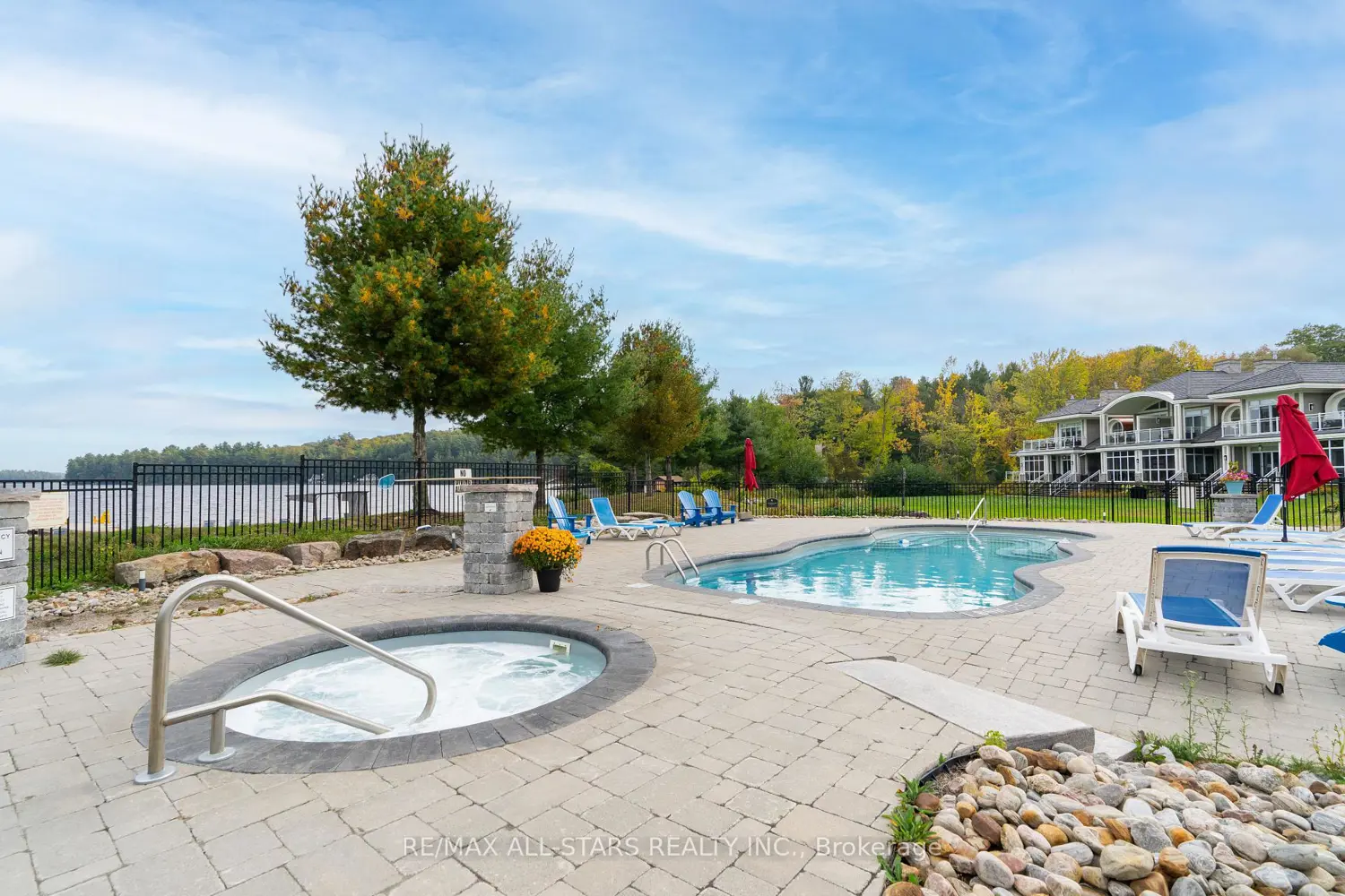 Additional image 17 of 1869 Muskoka Road 118 31