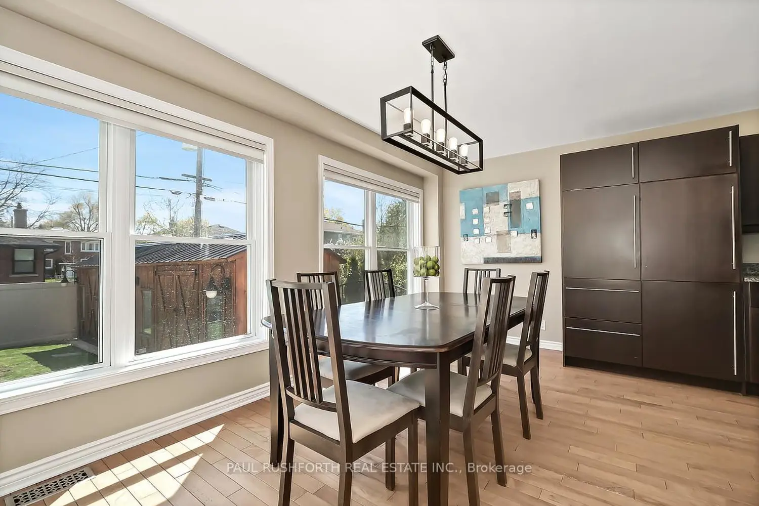 1072 Richard Avenue photo 5
