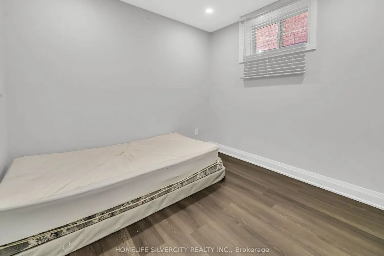 Additional image 17 of 442 Ontario Street