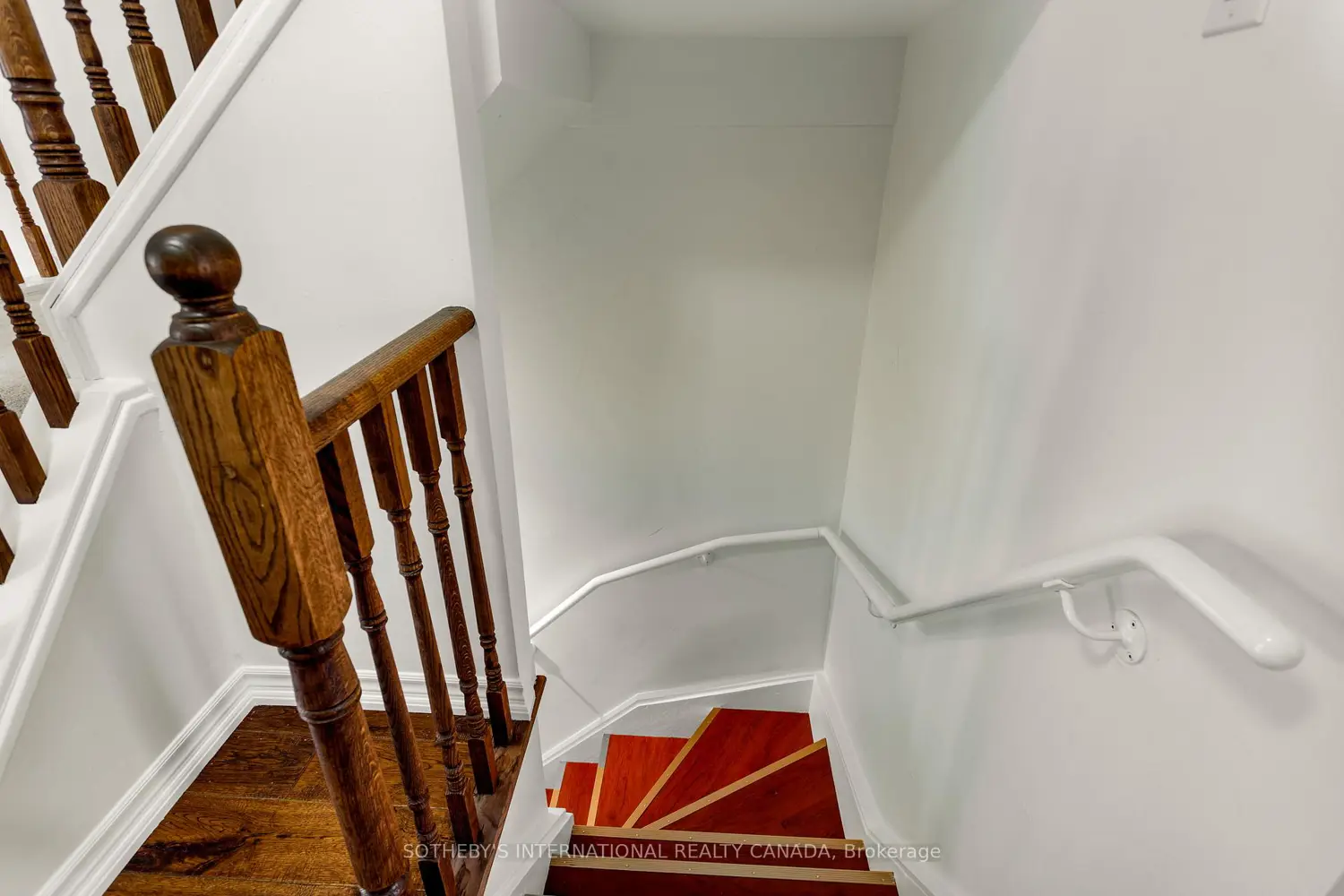 Additional image 15 of 2825 Gananoque Drive 62