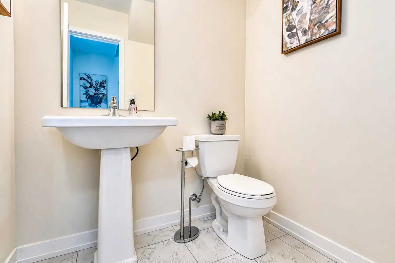 Additional image 8 of 2550 Castlegate Crossing 419