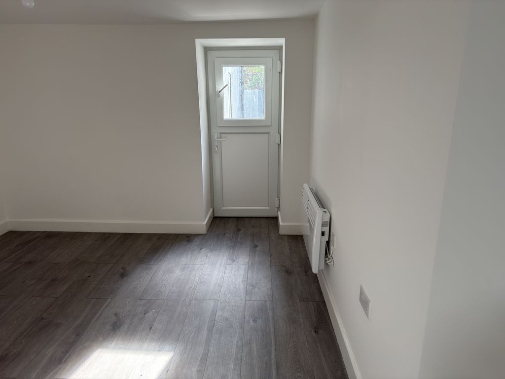 Additional image 14 of 1 bed flat to rentPicton Street, Maesteg CF34