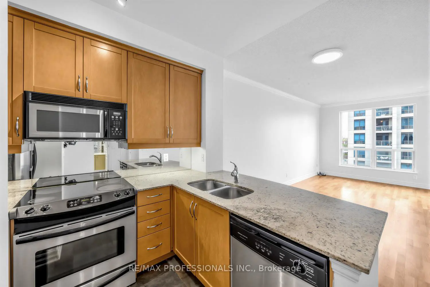 Additional image 3 of 2087 Lake Shore Boulevard 1202
