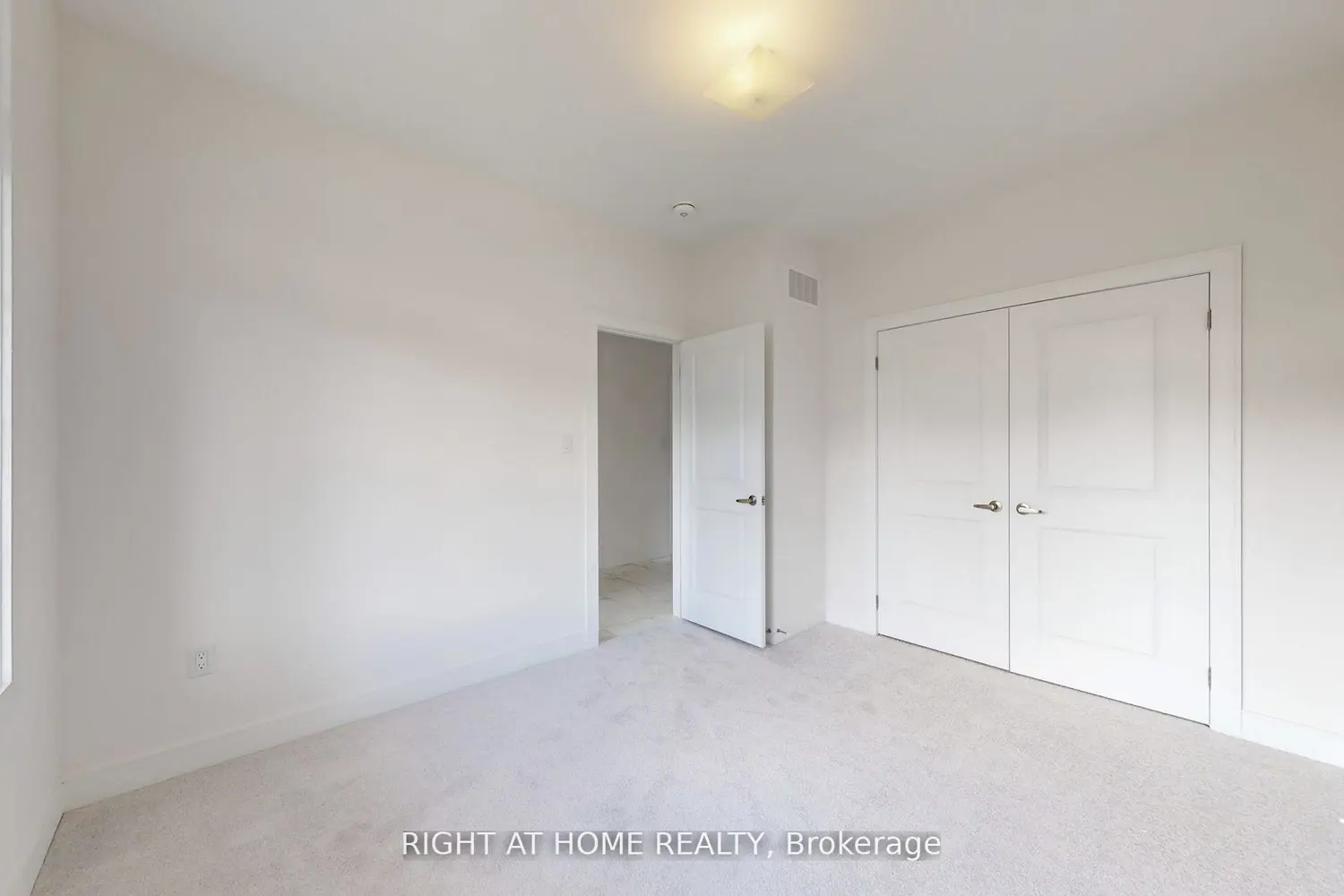Additional image 14 of 258 Duncan Street