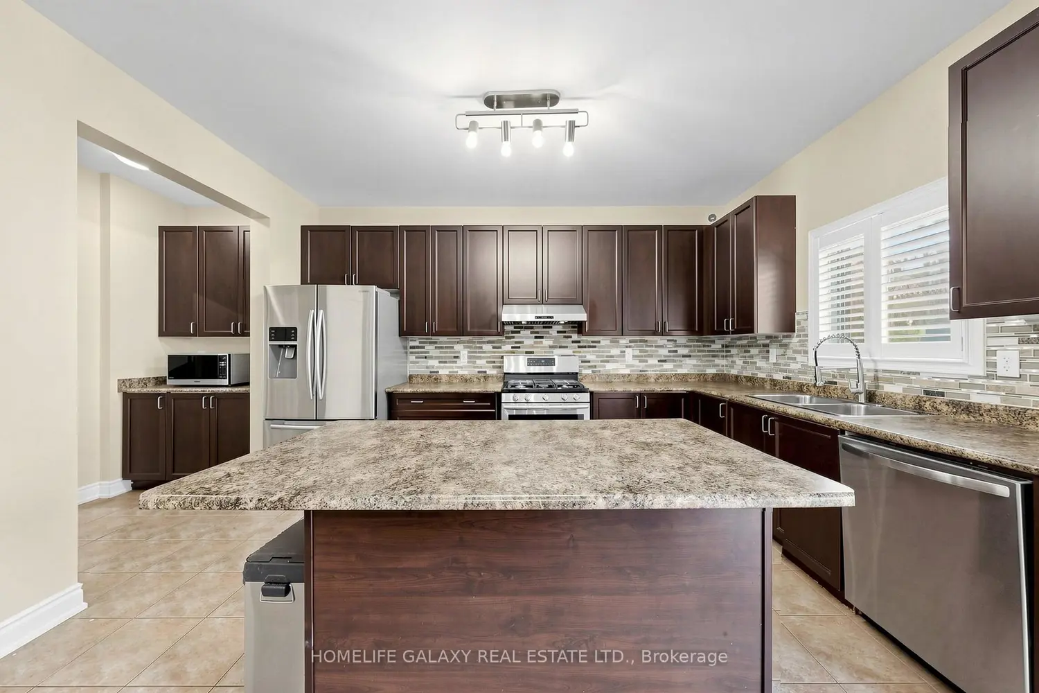 Additional image 3 of 1871 Arborwood Drive