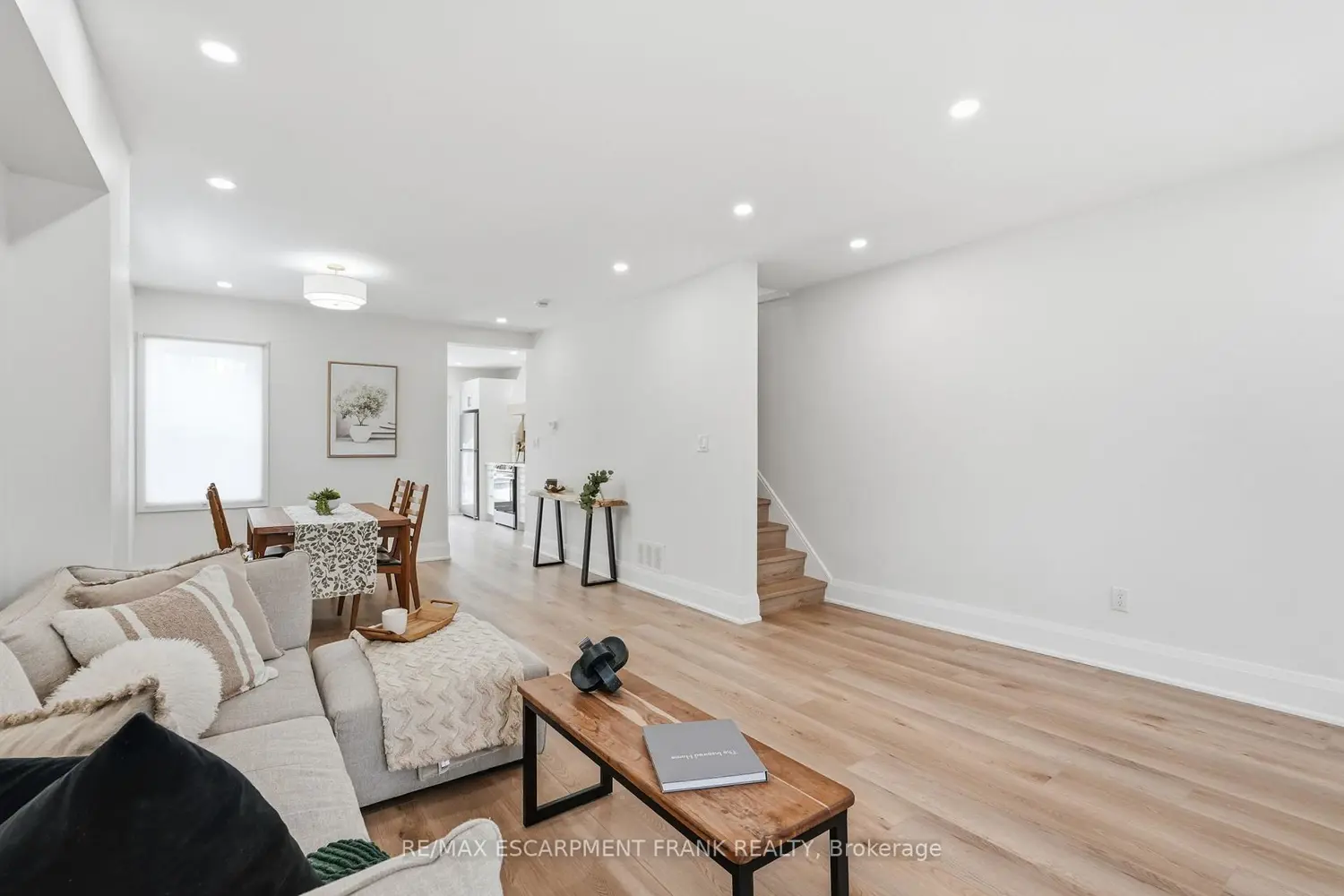 Additional image 5 of 205 Locke Street
