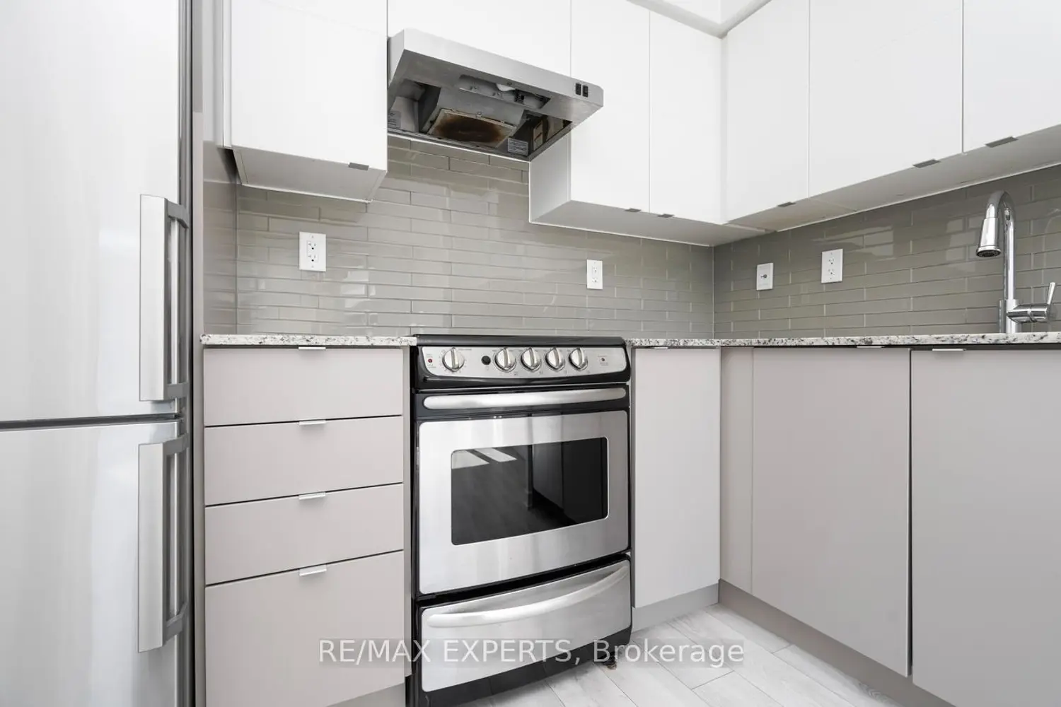 160 Flemington Road 416 photo 5