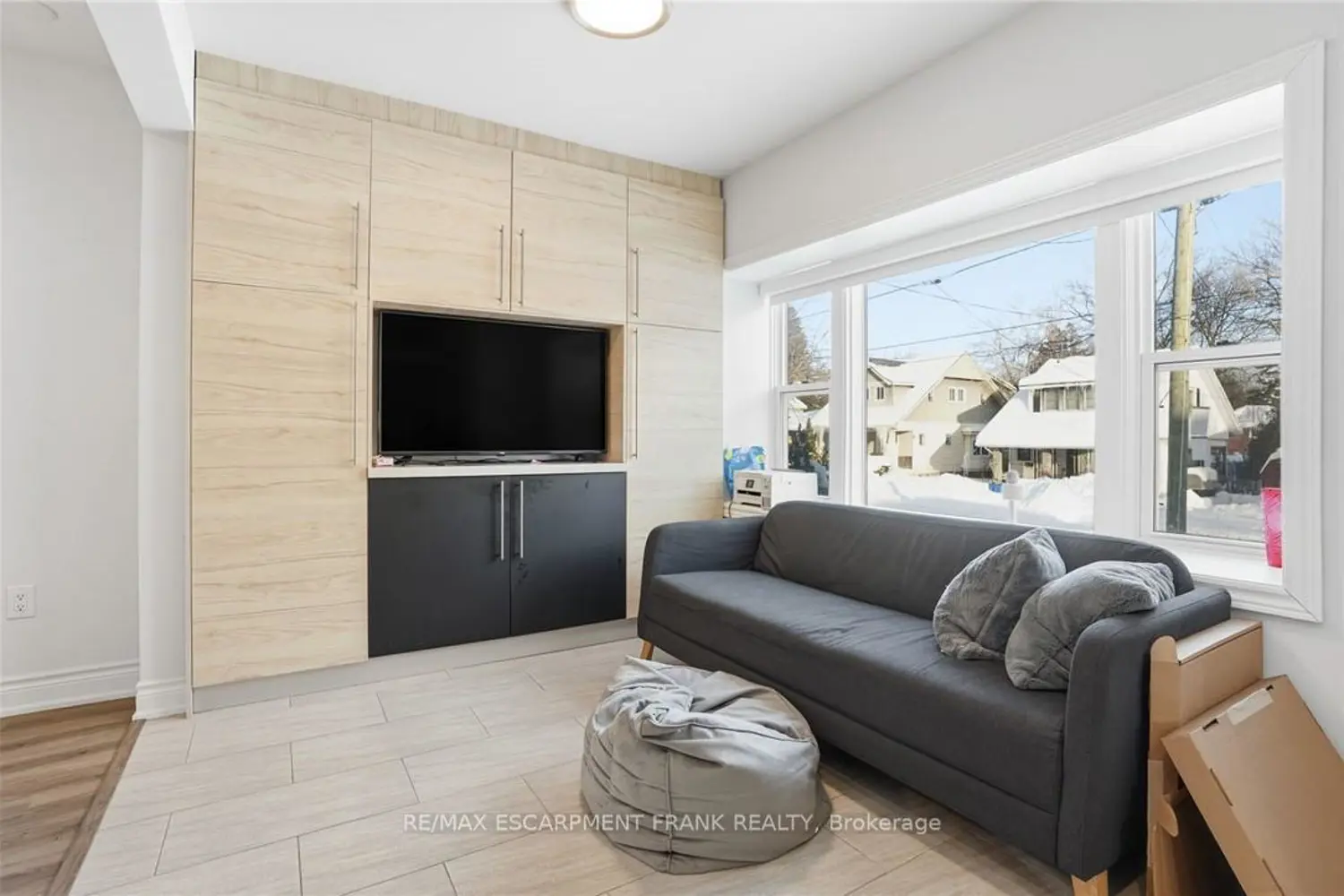 50 Broadway Avenue photo 5