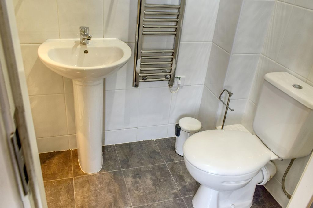 Additional image 7 of Room to rentBishop Street, Leicester LE1
