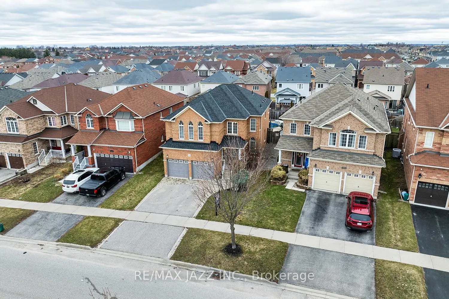 174 Southfield Avenue photo 2