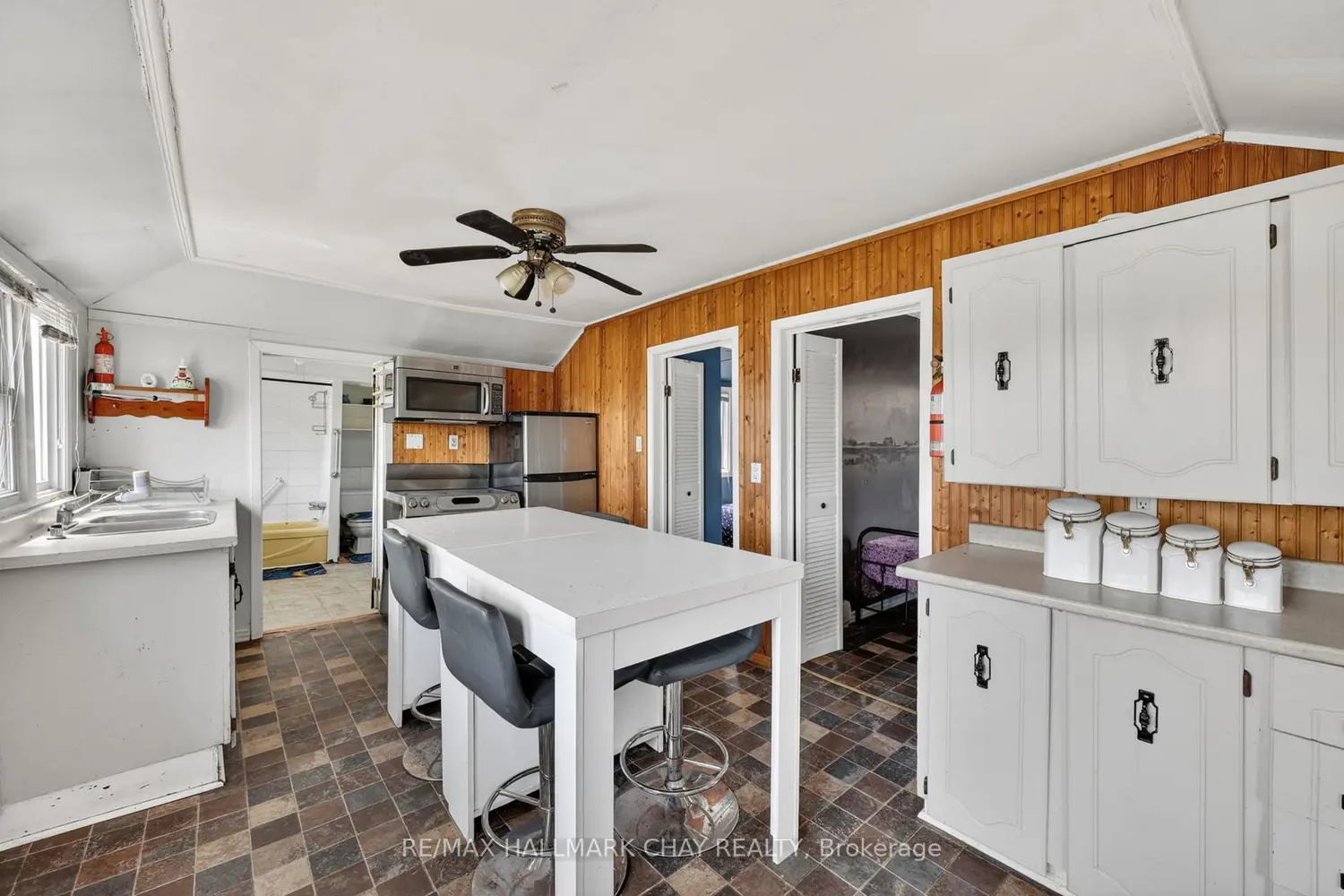 Additional image 9 of 127 Monck Road
