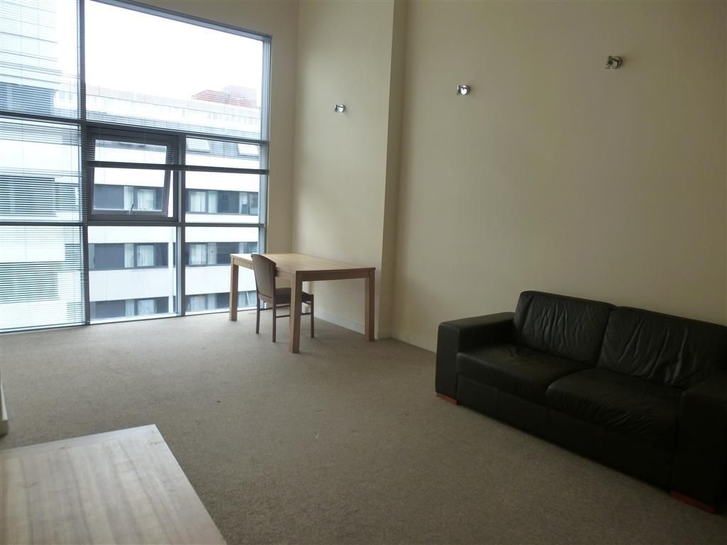 Additional image 3 of 2 bed flat to rentBeckhampton Street, Swindon SN1