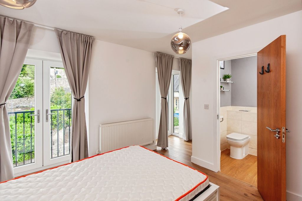 Additional image 11 of 3 bed flat to rentCrown Road, Weston, Bath BA1