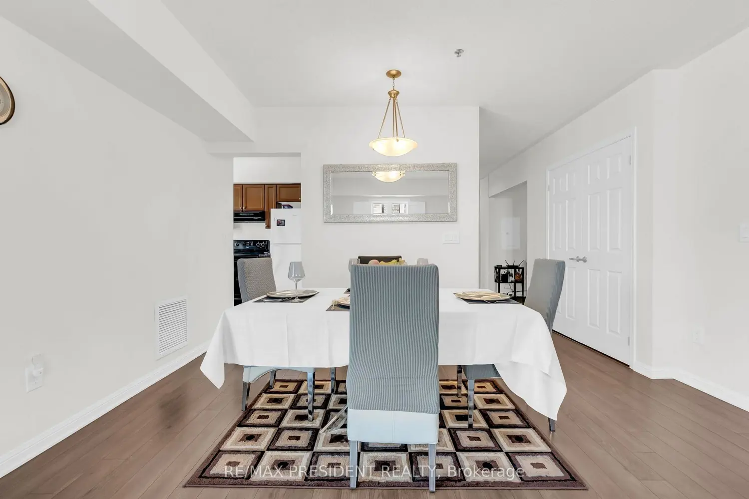 Additional image 9 of 60 Baycliffe Crescent 204