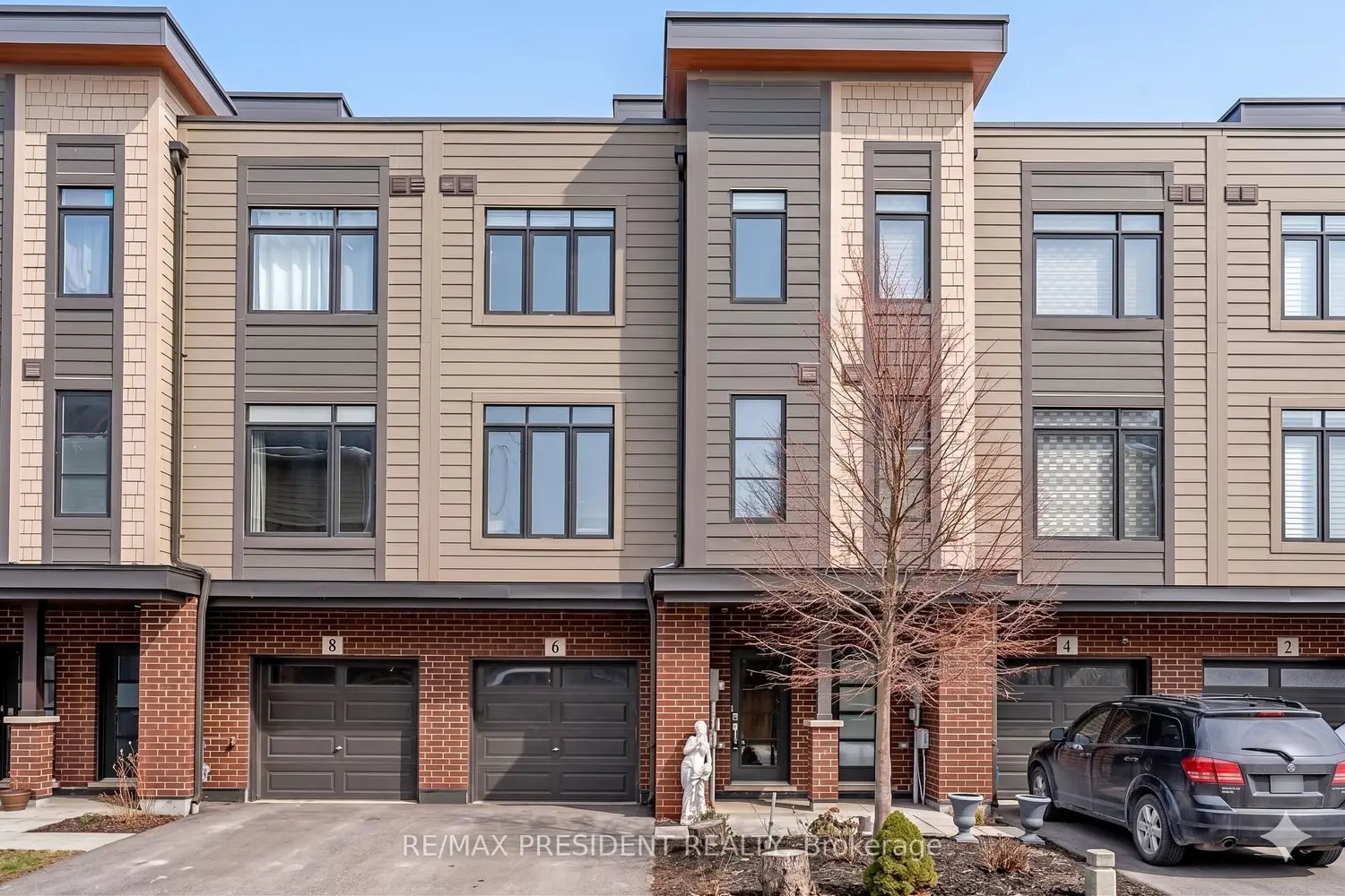 6 Waterview Lane