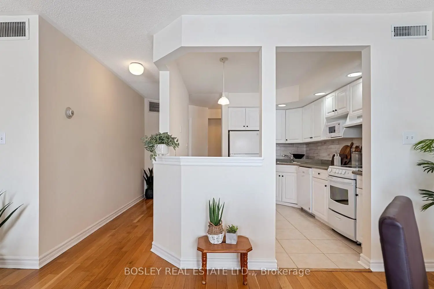 Additional image 6 of 1061 Vansickle Road 205A