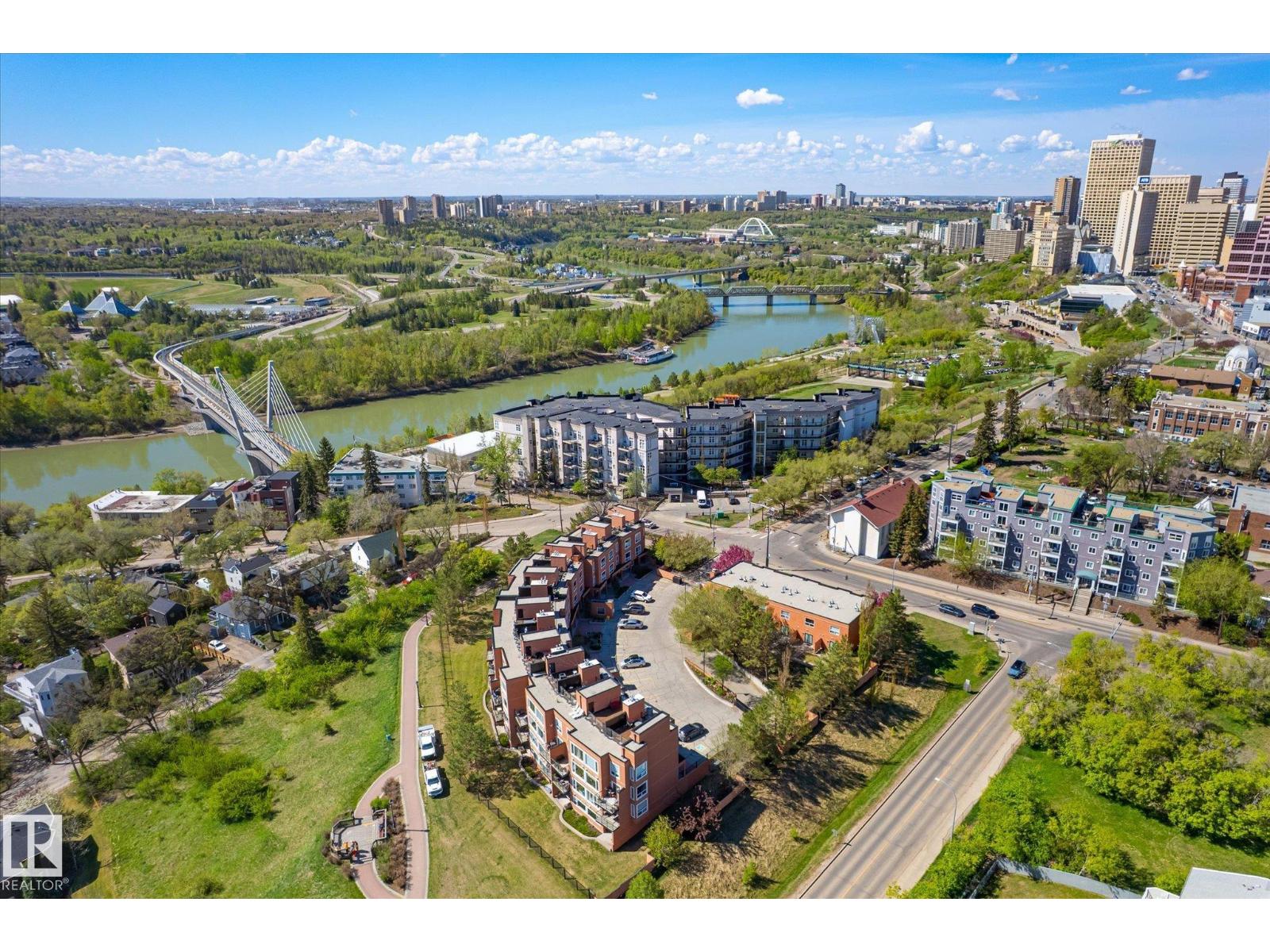 Additional image 3 of 108-10105 95 Street NW, Edmonton, AB, T5H4M4